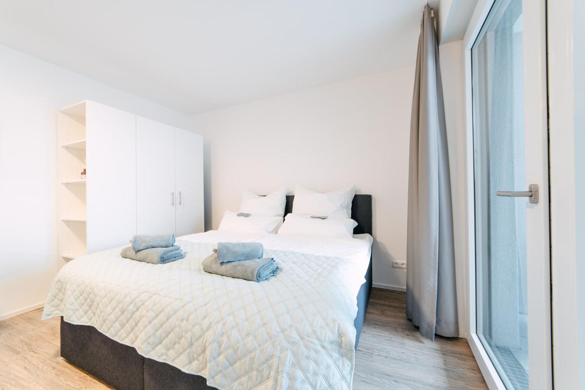 Zentrahome - Balkon Outlet Zentral Smarttv Business Metzingen  Exteriör bild