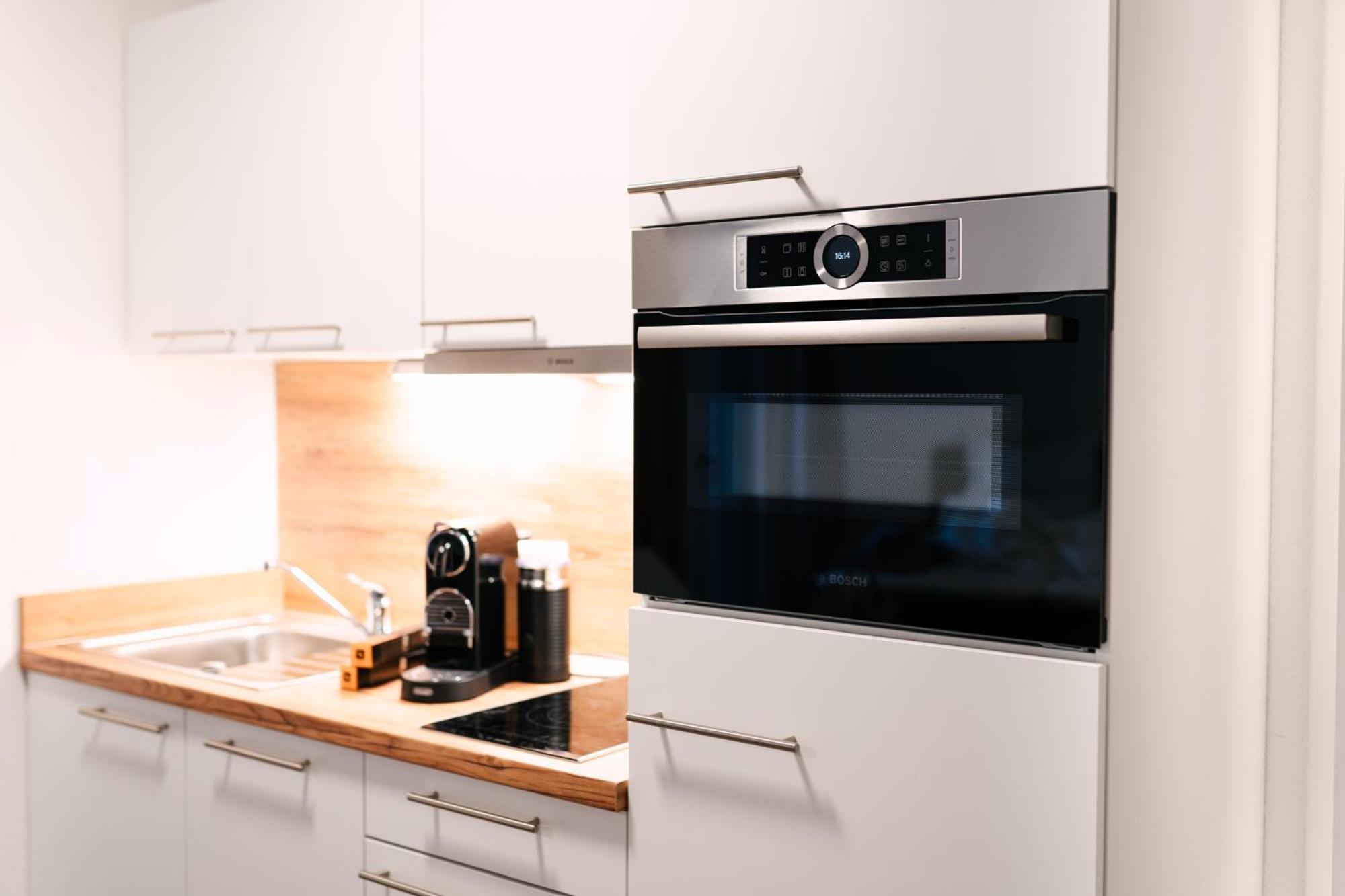 Zentrahome - Balkon Outlet Zentral Smarttv Business Metzingen  Exteriör bild